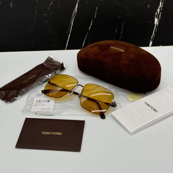 NEW TOM FORD TF994 08E UNISEX SUNGLASSES TOM FORD PIERRE FT0994/S - Picture 12 of 12